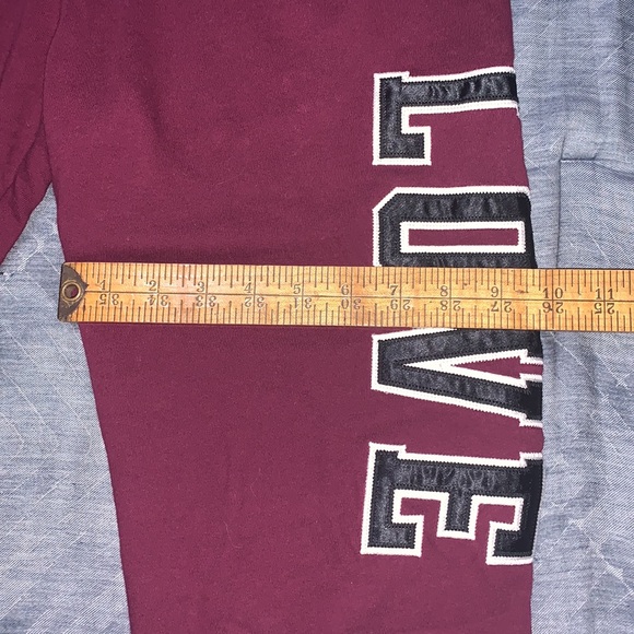 Pink Victoria’s Secret Capri sweat pants Love Pink - Picture 5 of 5